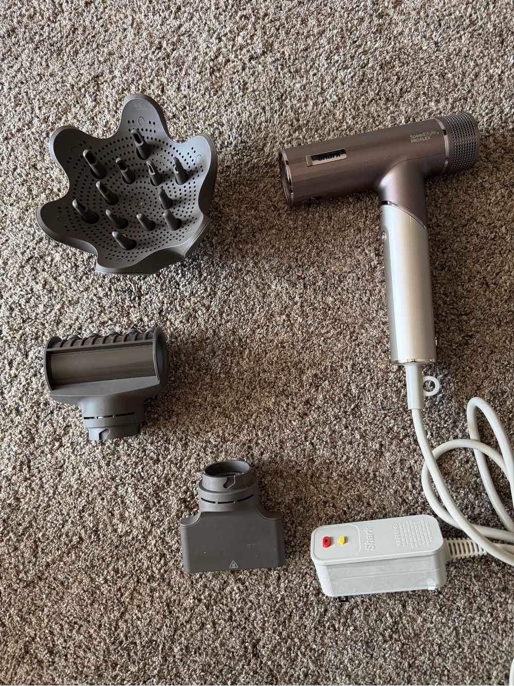 Shark SpeedStyle Pro FLEX Hair Dryer + Attachments – Excellent Condition